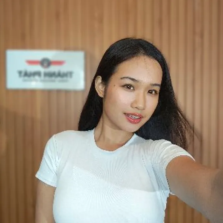 Nhi Tuyết avatar