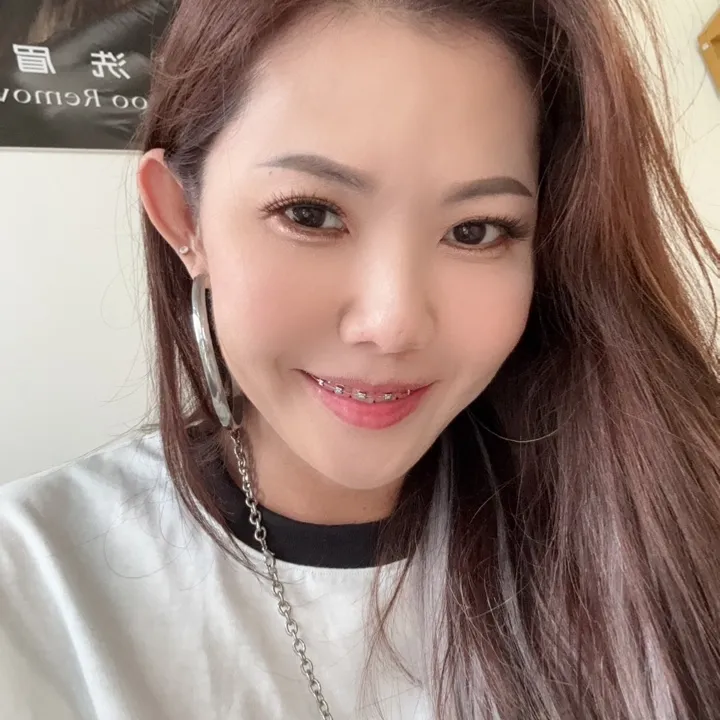 Christine Lee